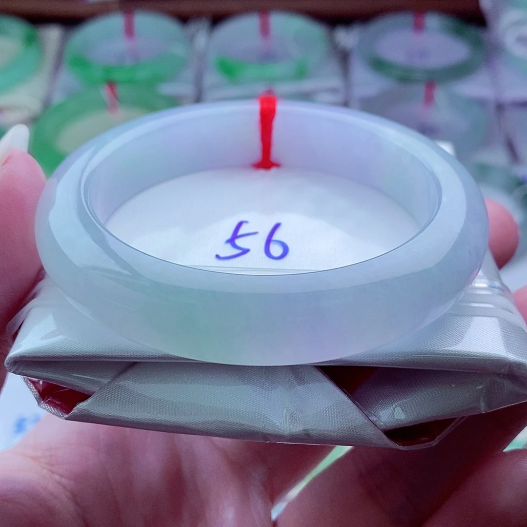 翡翠未镶嵌手镯紫罗兰冰润细腻起胶厚装大气高贵