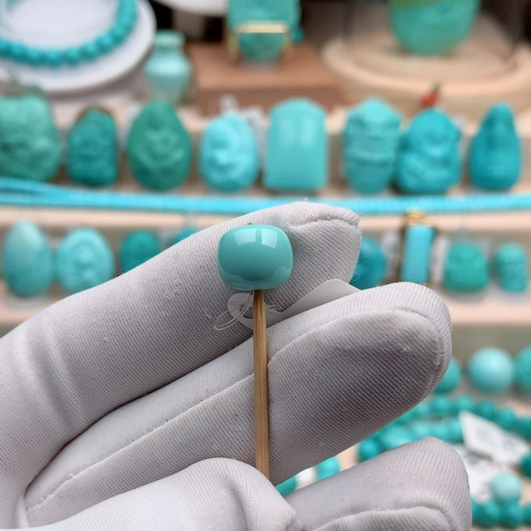 绿松石珠宝奇石未镶嵌重：1.4克