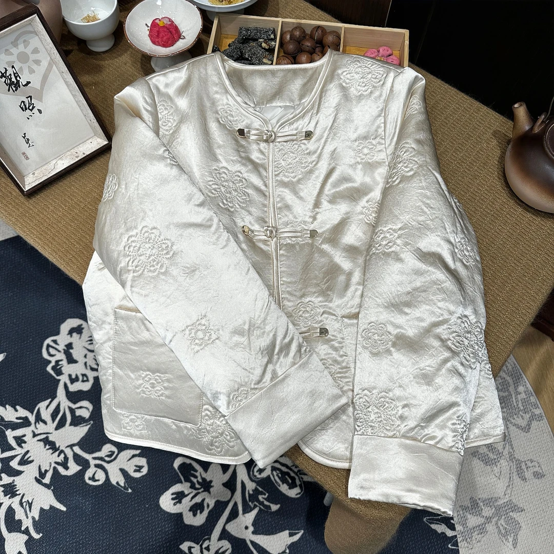 羽绒服香槟色加厚国风冬女款外穿网红复古新中式女装