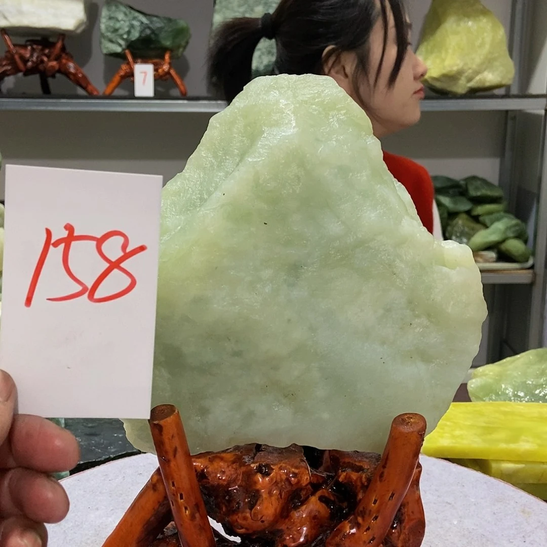 蛇纹石玉未镶嵌原石闲**水