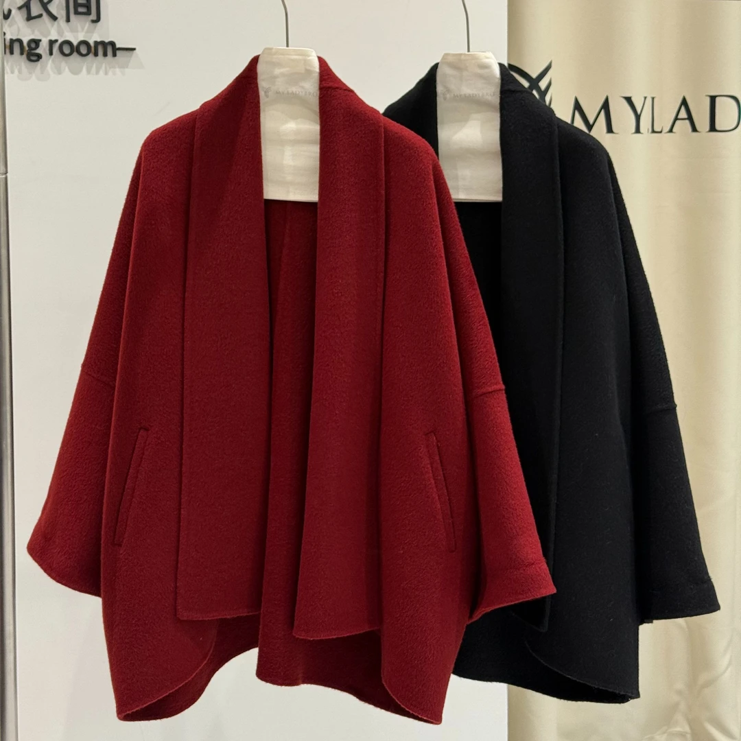 MY.LADYBRO《慵懒千金》2025新款牦牛绒松弛感斗篷大衣高级设计感