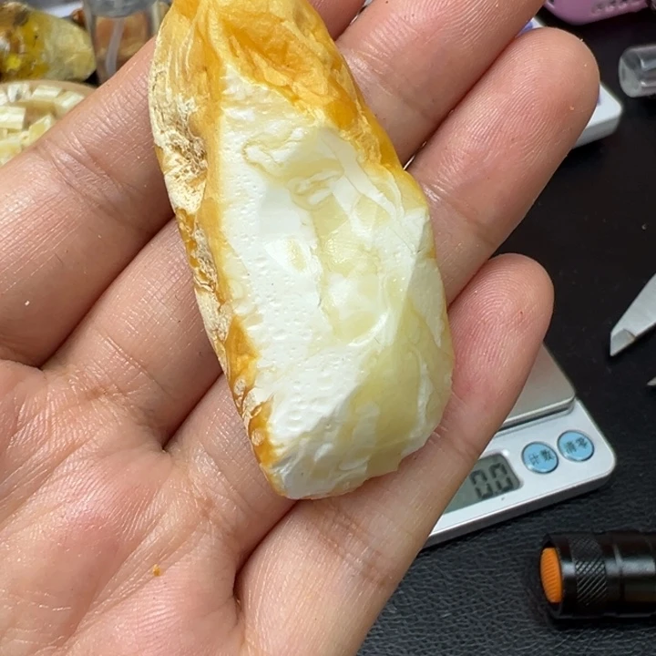 未镶嵌定制琥珀要*律蜜蜡