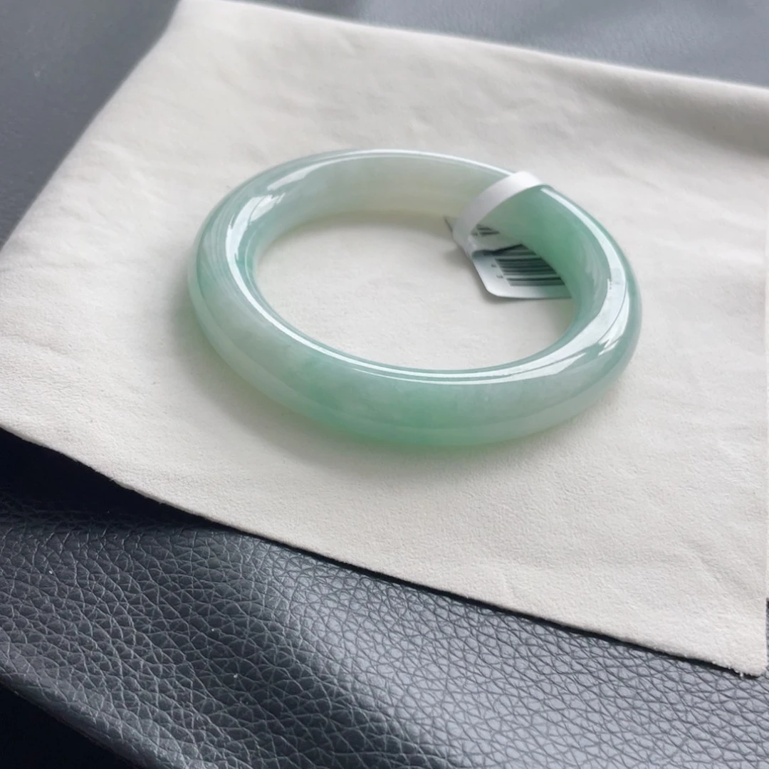 翡翠未镶嵌手镯纹57