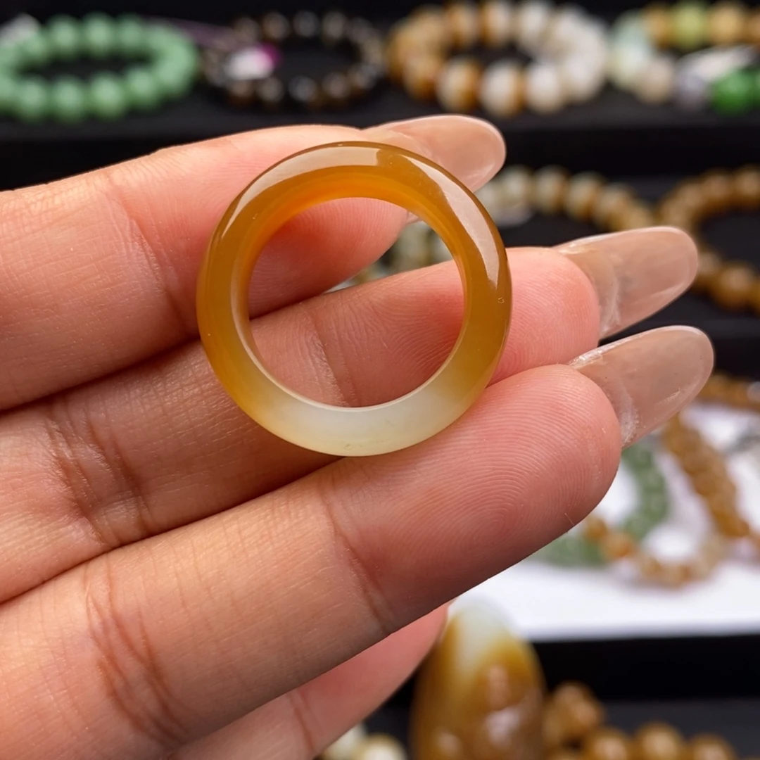 和田玉未镶嵌颈饰圈17.4