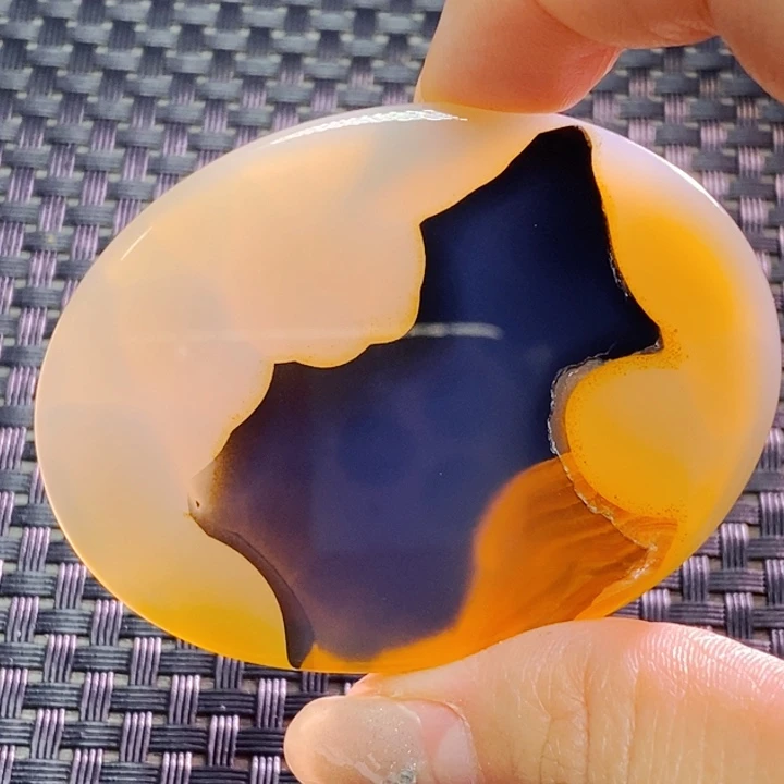 玛瑙/玉髓颈饰未镶嵌日**辉