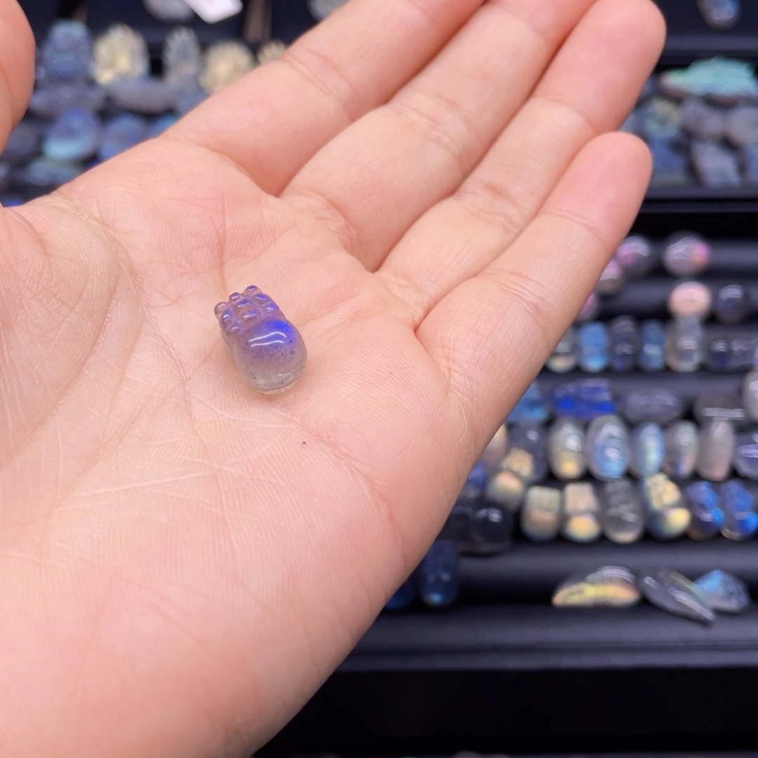 长石裸石未镶嵌豆*?貔貅