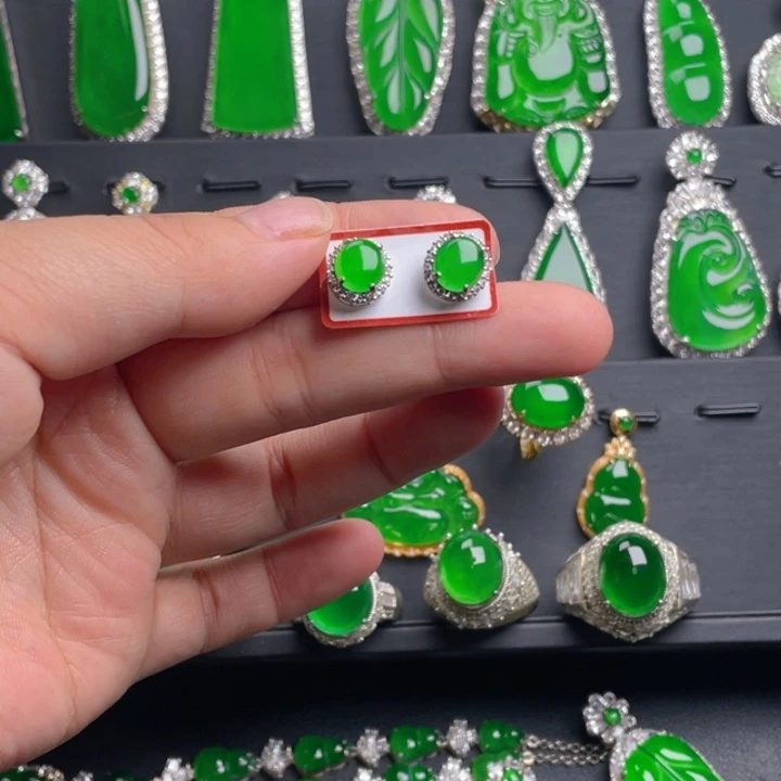 翡翠耳饰未镶嵌翡翠耳钉