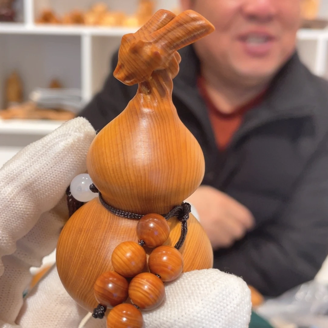 【闪购商品】柏木（崖柏）一****峰葫芦手把件