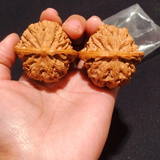 吊坠文玩核桃43苹果园