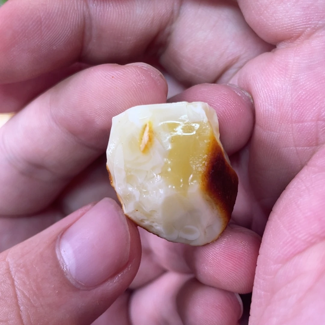 定制琥珀天然琥珀