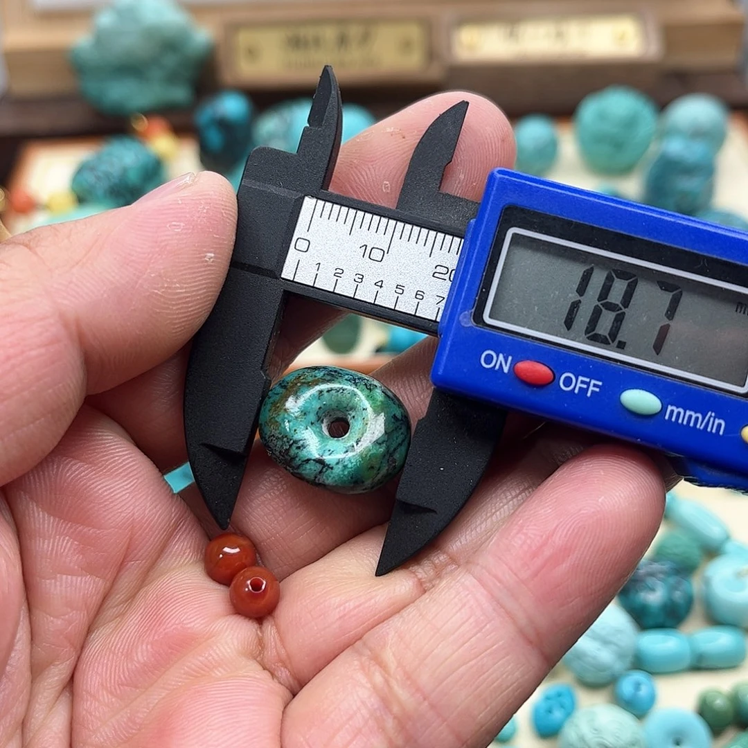 南红玛瑙随形未镶嵌