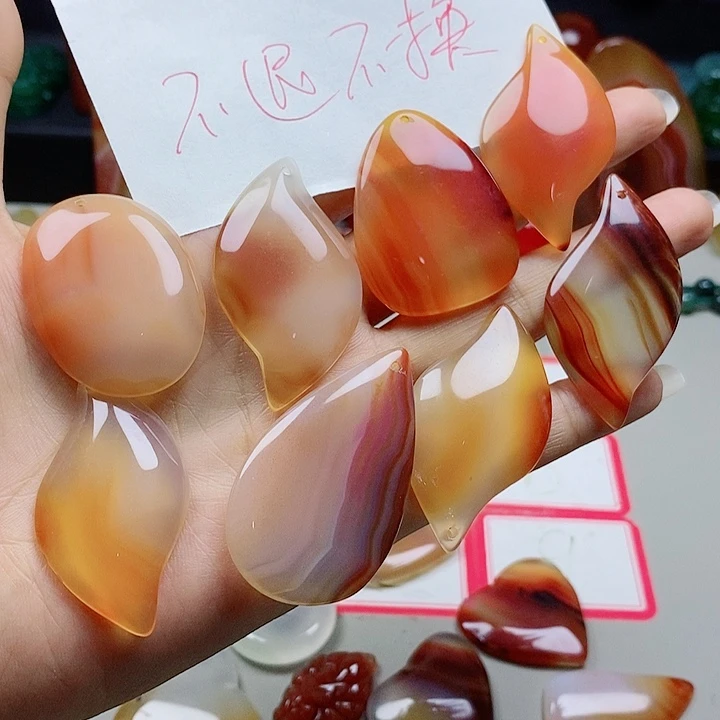 玛瑙/玉髓吊坠(不含链)未镶嵌小***姐