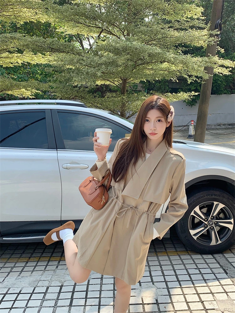 春季新款大码抽绳设计感时尚休闲风衣外套女中长款百搭外套66289#