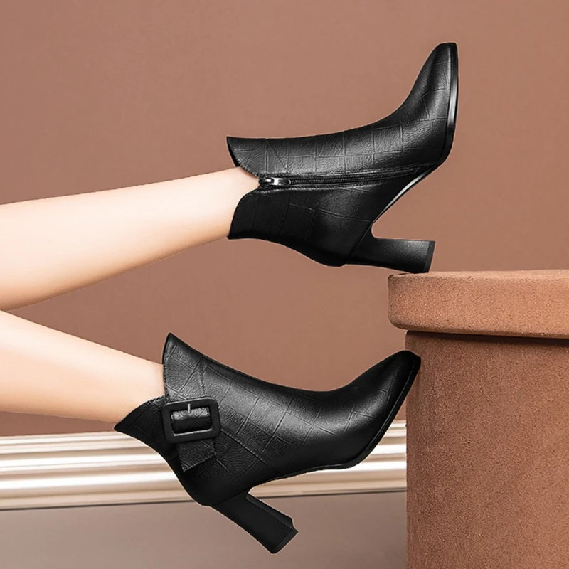 【红姐】粗高跟尖头短筒靴防水侧拉链切尔西鞋女马丁靴AL918