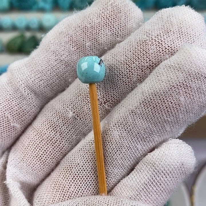 南红玛瑙未镶嵌珠宝奇石