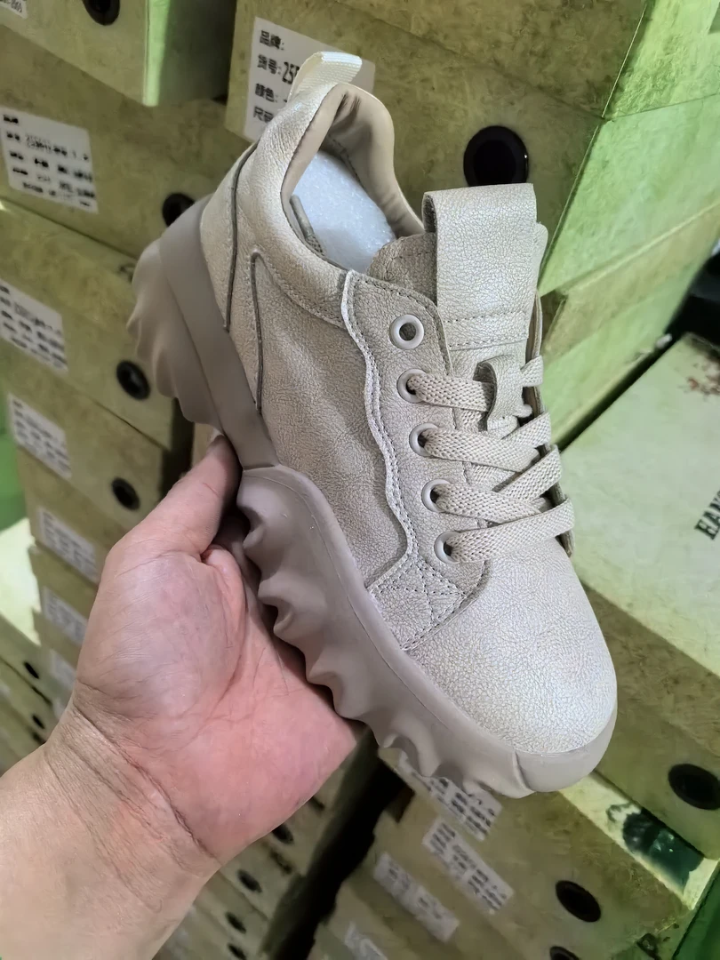 209新款厚底百搭复古手工休闲鞋