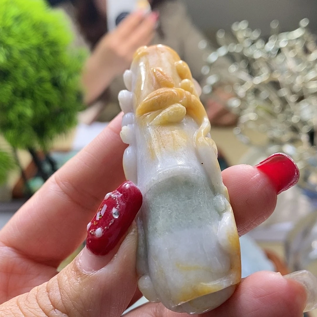 【闪购商品】翡翠颈饰未镶嵌节