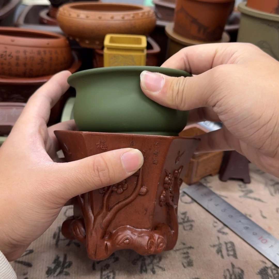 紫砂花盆宜兴紫砂瑕疵