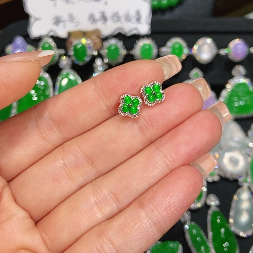 【闪购商品】翡翠耳饰未镶嵌天然翡翠