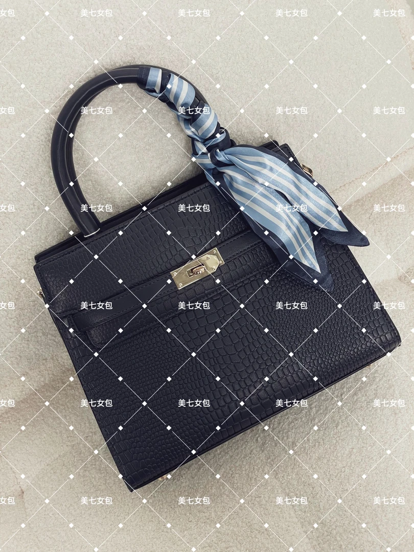 【G851-G900】2025年新款大容量女包多功能斜挎包百搭单肩包