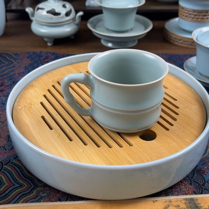 瓷摆件仿古釉釉水竹节杯