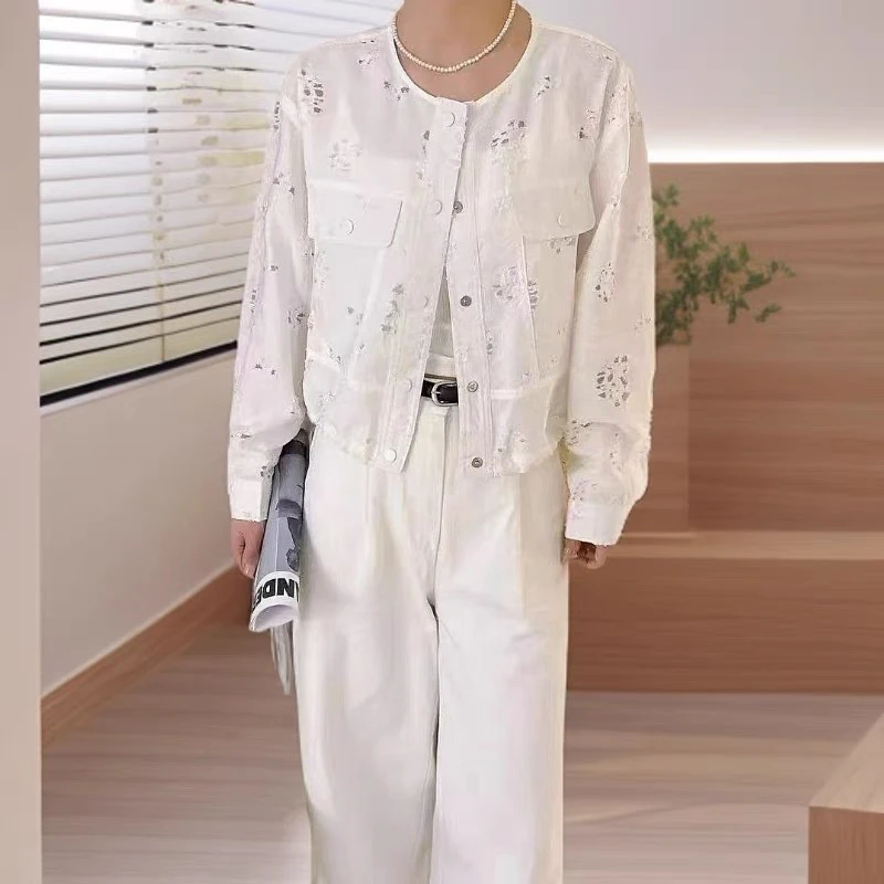 832 镂空花刺绣休闲高品质百搭长袖百搭防晒外套