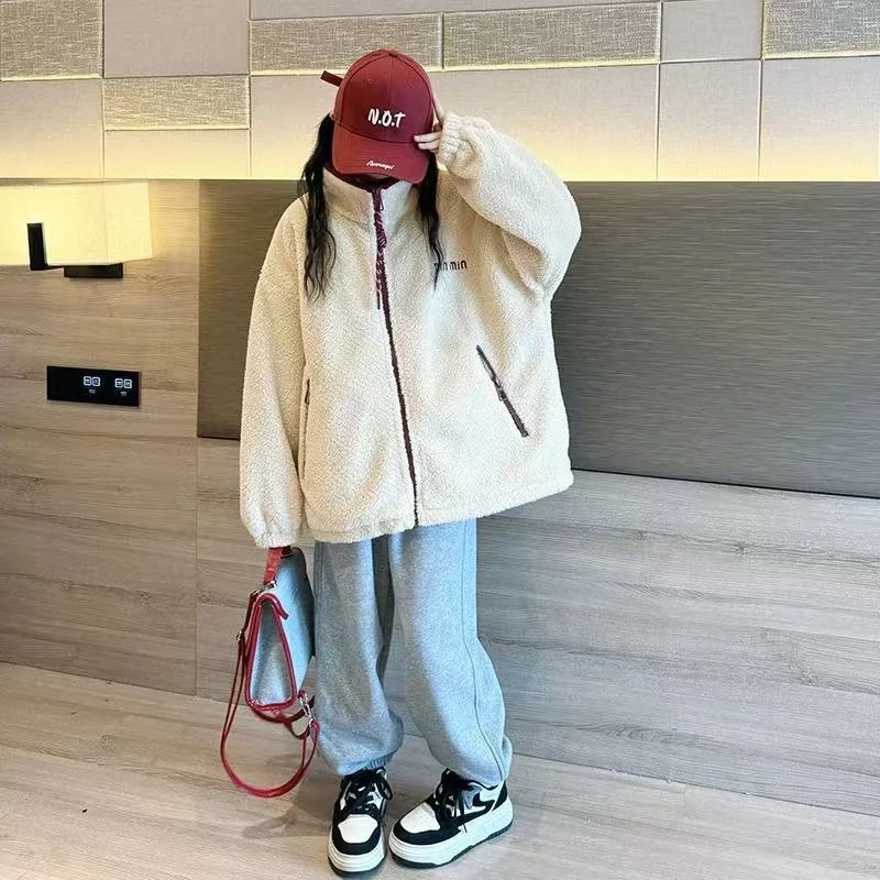 【丫丫童品】女童字母绣花外套加绒加厚百搭G428