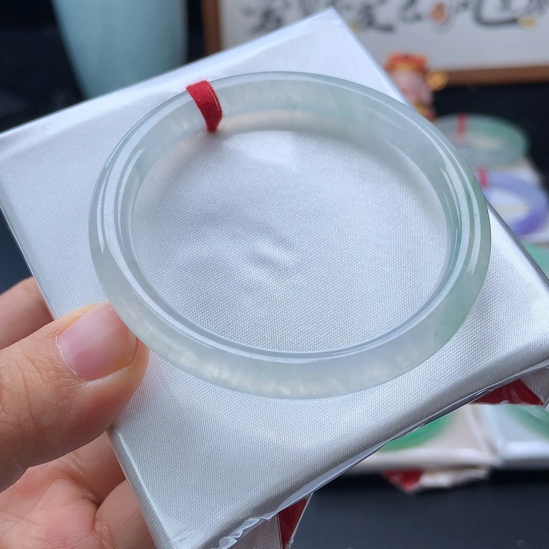 翡翠未镶嵌手镯3号