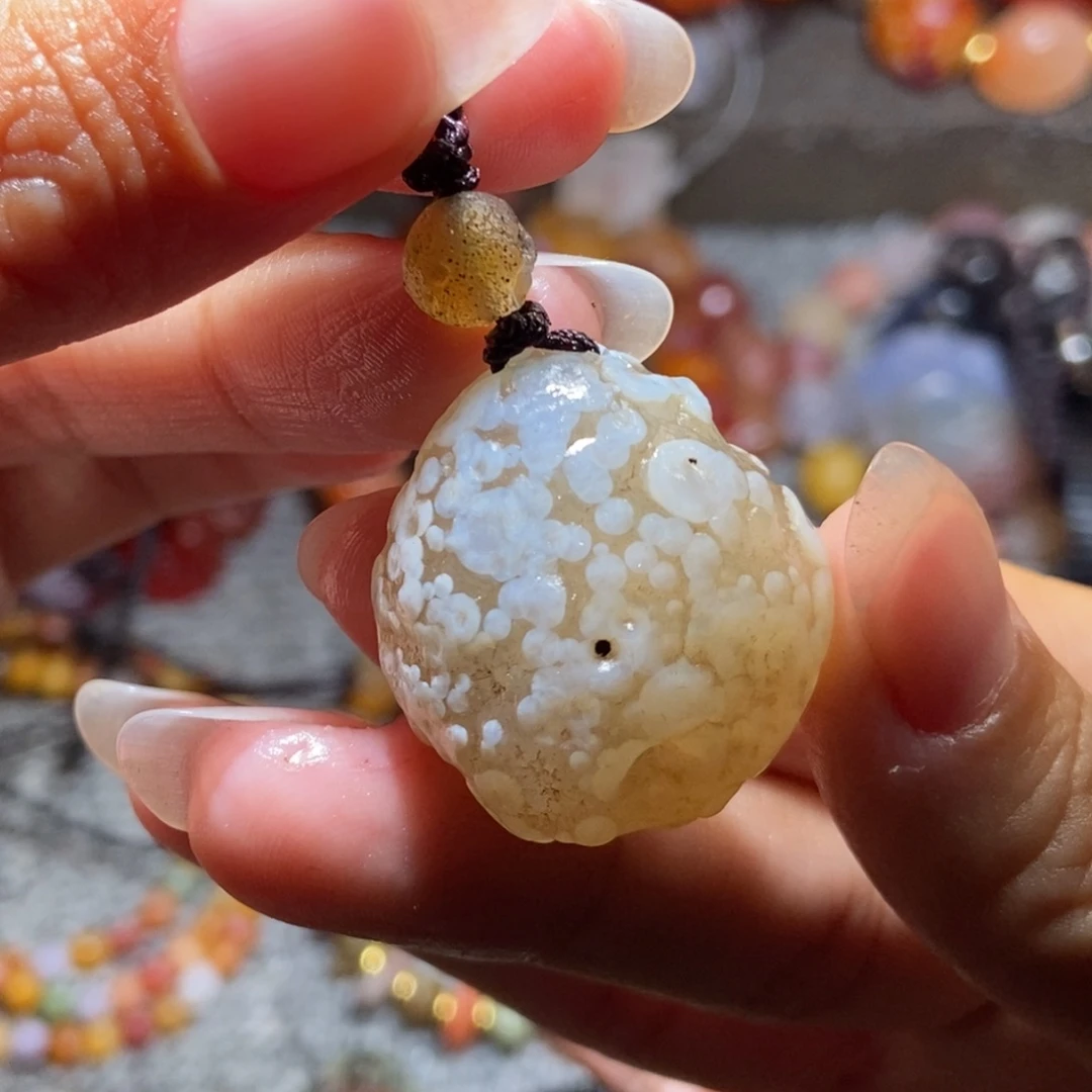 玛瑙/玉髓未镶嵌珠宝半成品