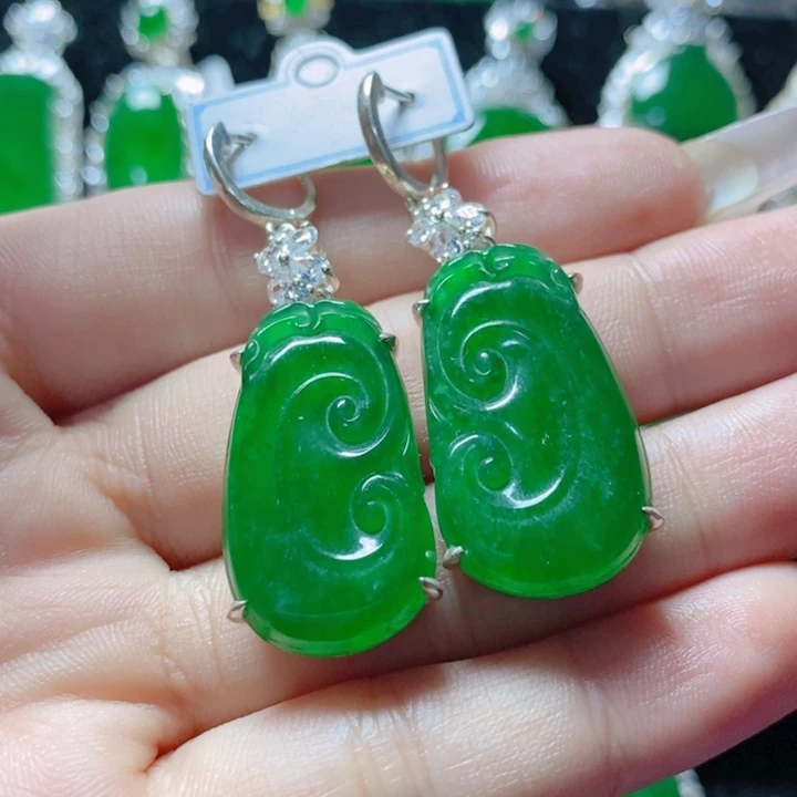 翡翠颈饰银S925镶嵌