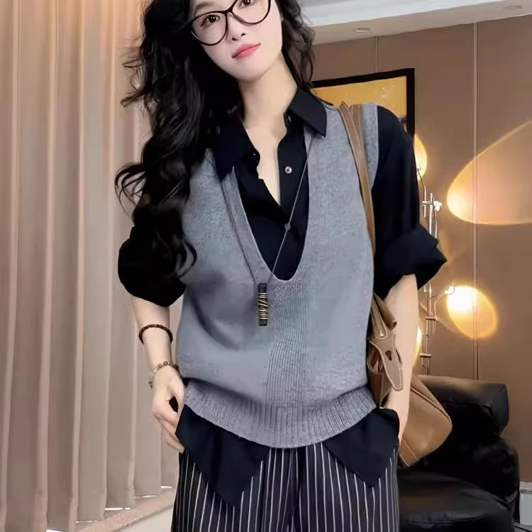 欧货洋气减龄灰色深v领针织马甲背心女2025春季新款无袖坎肩上衣