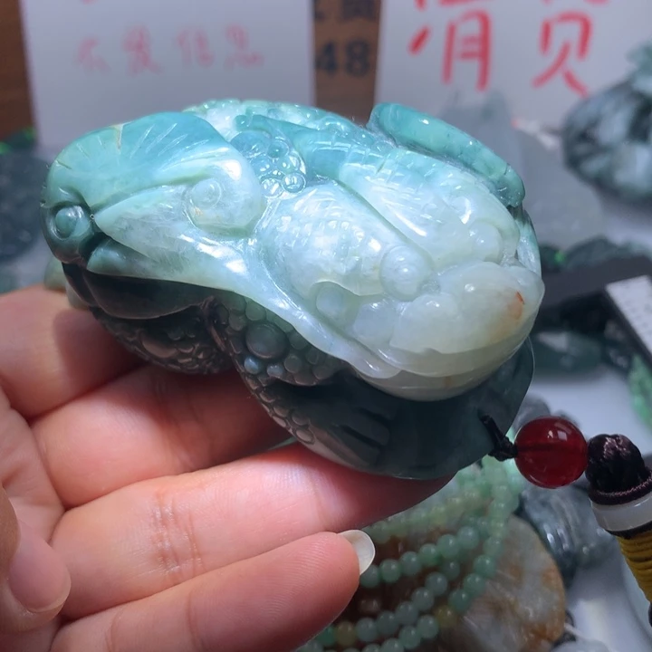 翡翠颈饰未镶嵌保真天然A货翡翠