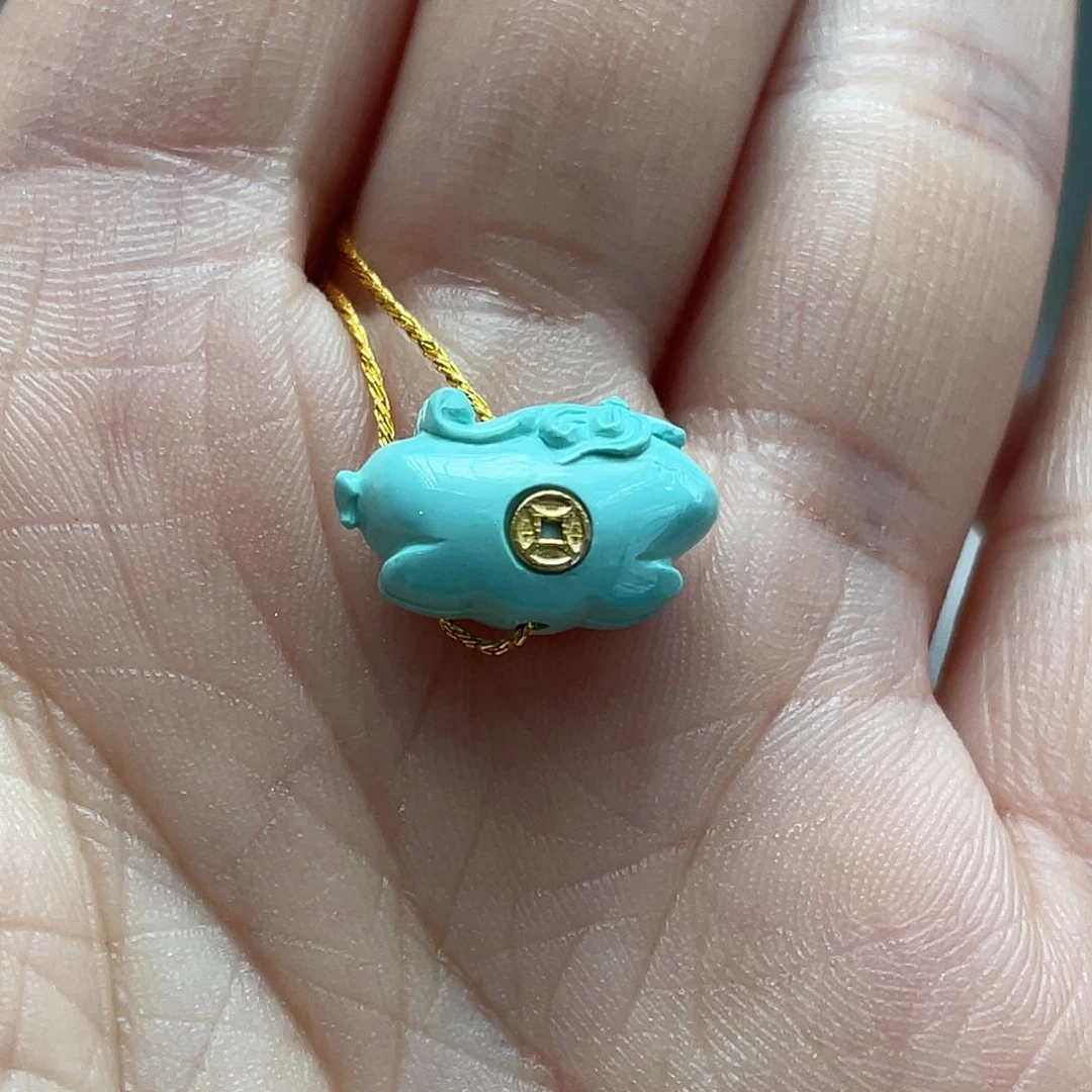 绿松石未镶嵌颈饰