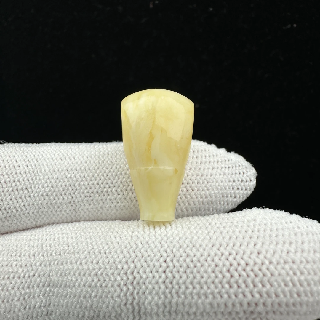 Z1672天然原矿蜜蜡三通13x23mm 2克支持复检假一赔四