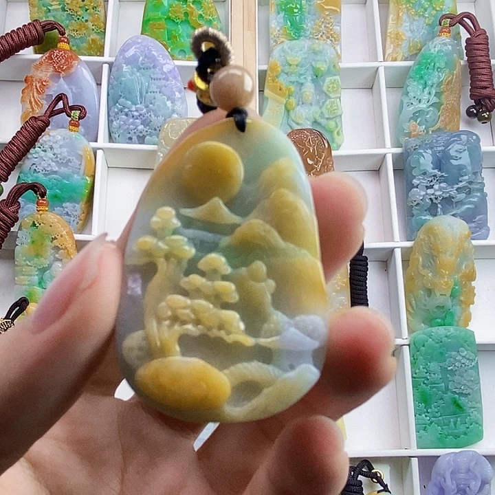 颈饰未镶嵌翡翠翡翠