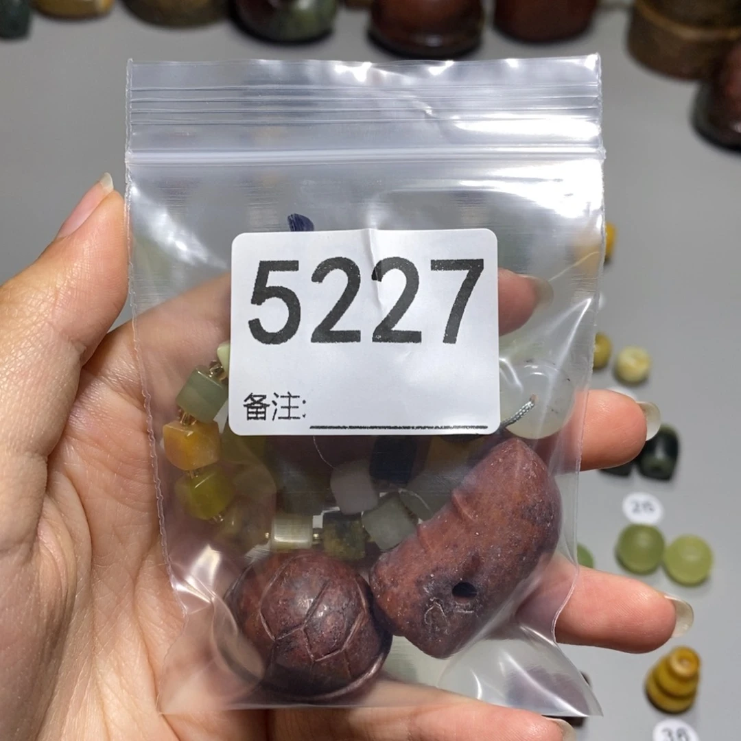 蛇纹石玉合金颈饰超*
