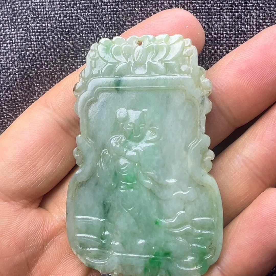 翡翠未镶嵌颈饰66666