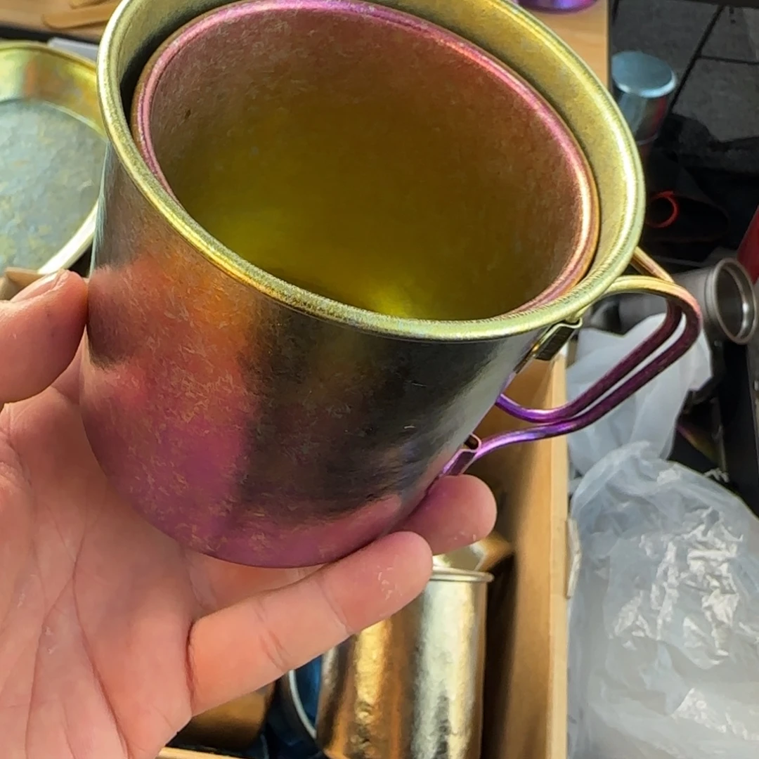 金属一个金边一个玫瑰红马克