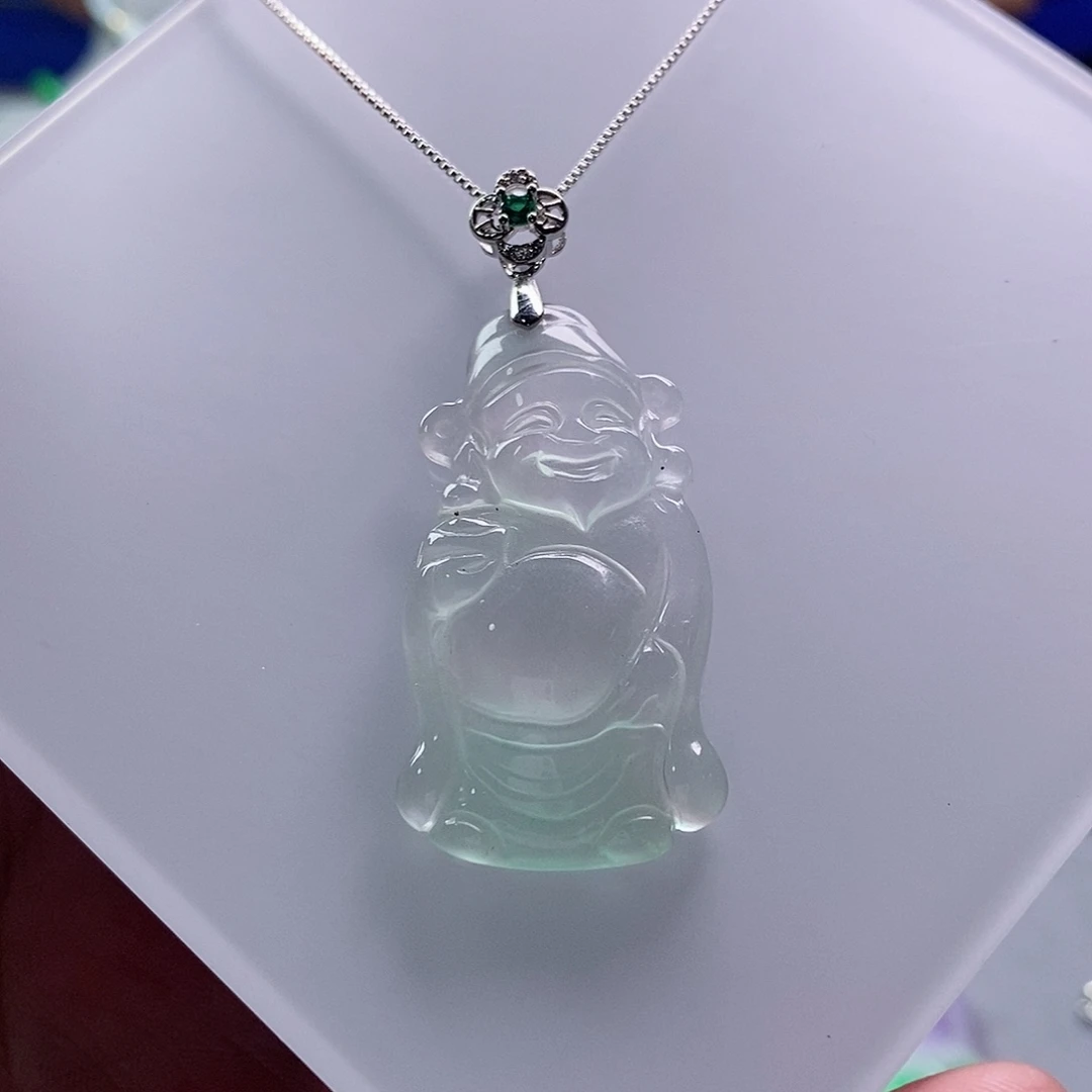 翡翠未镶嵌吊坠(赠链)