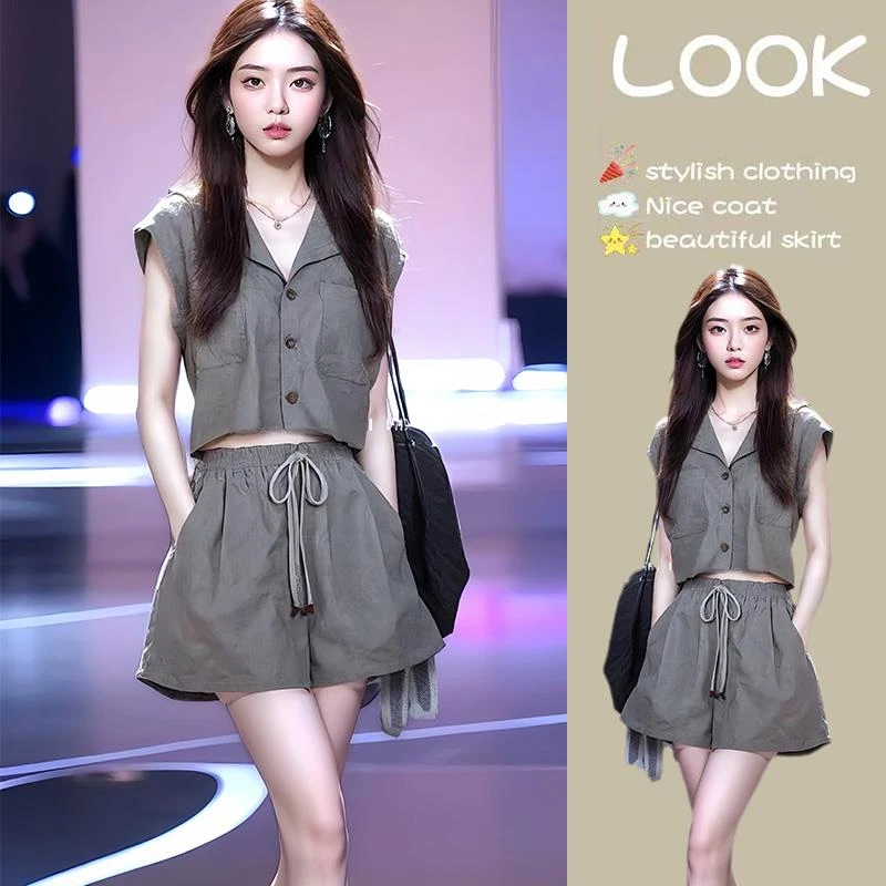 亚麻短裤两件露腰套装2025年新款夏装搭配一整套夏季今年流行女装