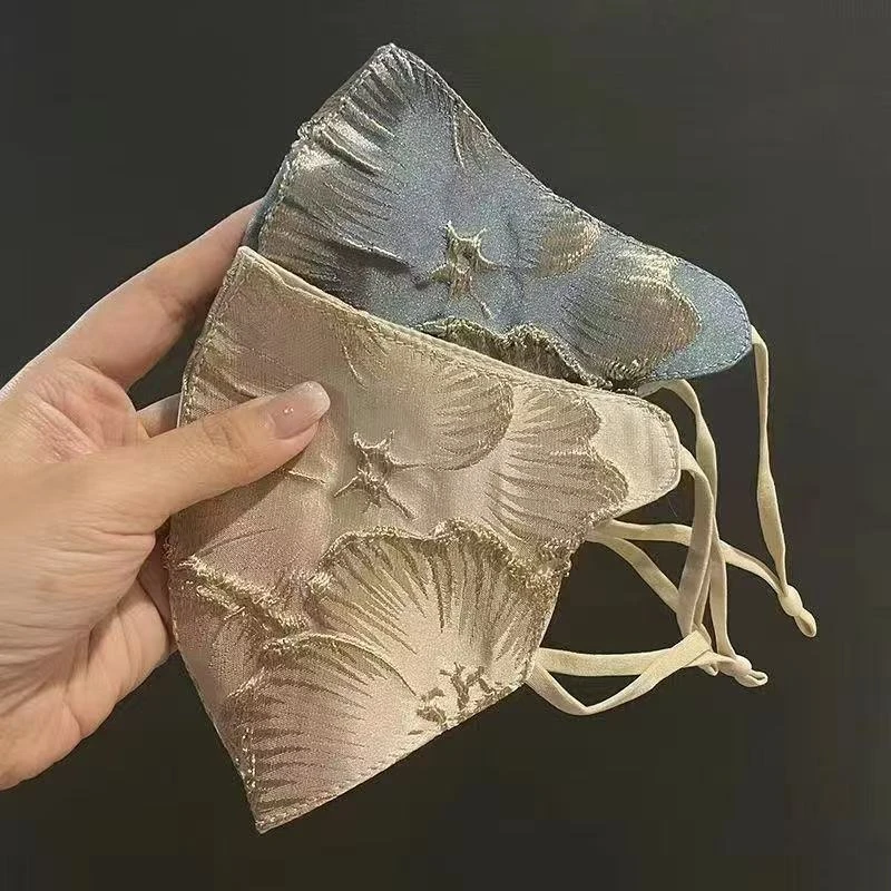 【拍一发二】浮雕大花口罩 透气新中式女高颜值防晒