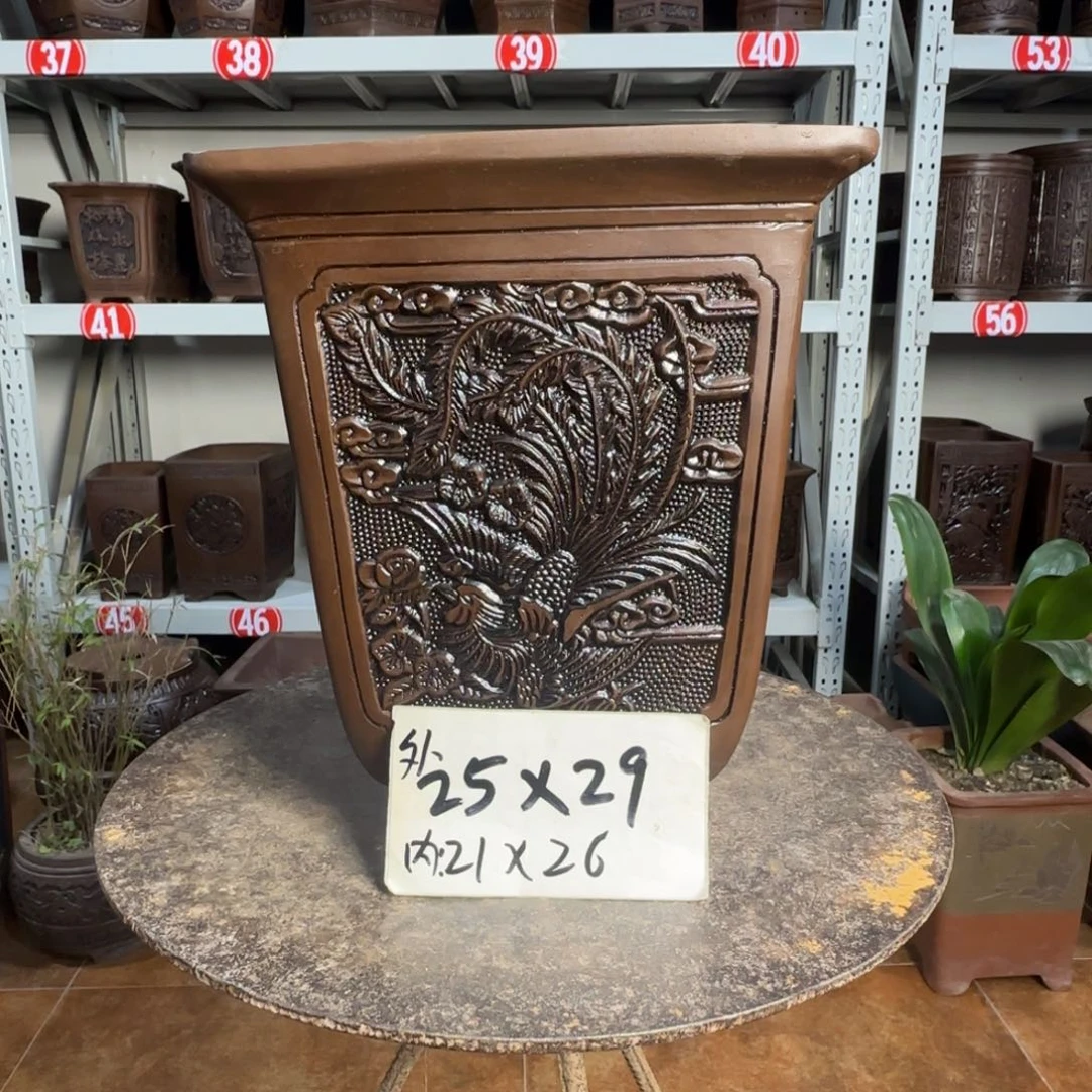 紫砂花盆，有1厘米左右尺寸差距，有色差