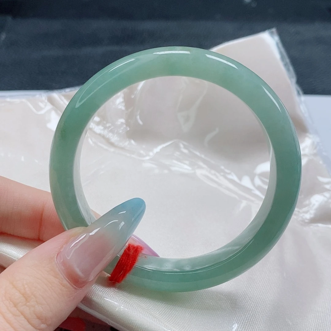 【闪购商品】未镶嵌手镯翡翠476号