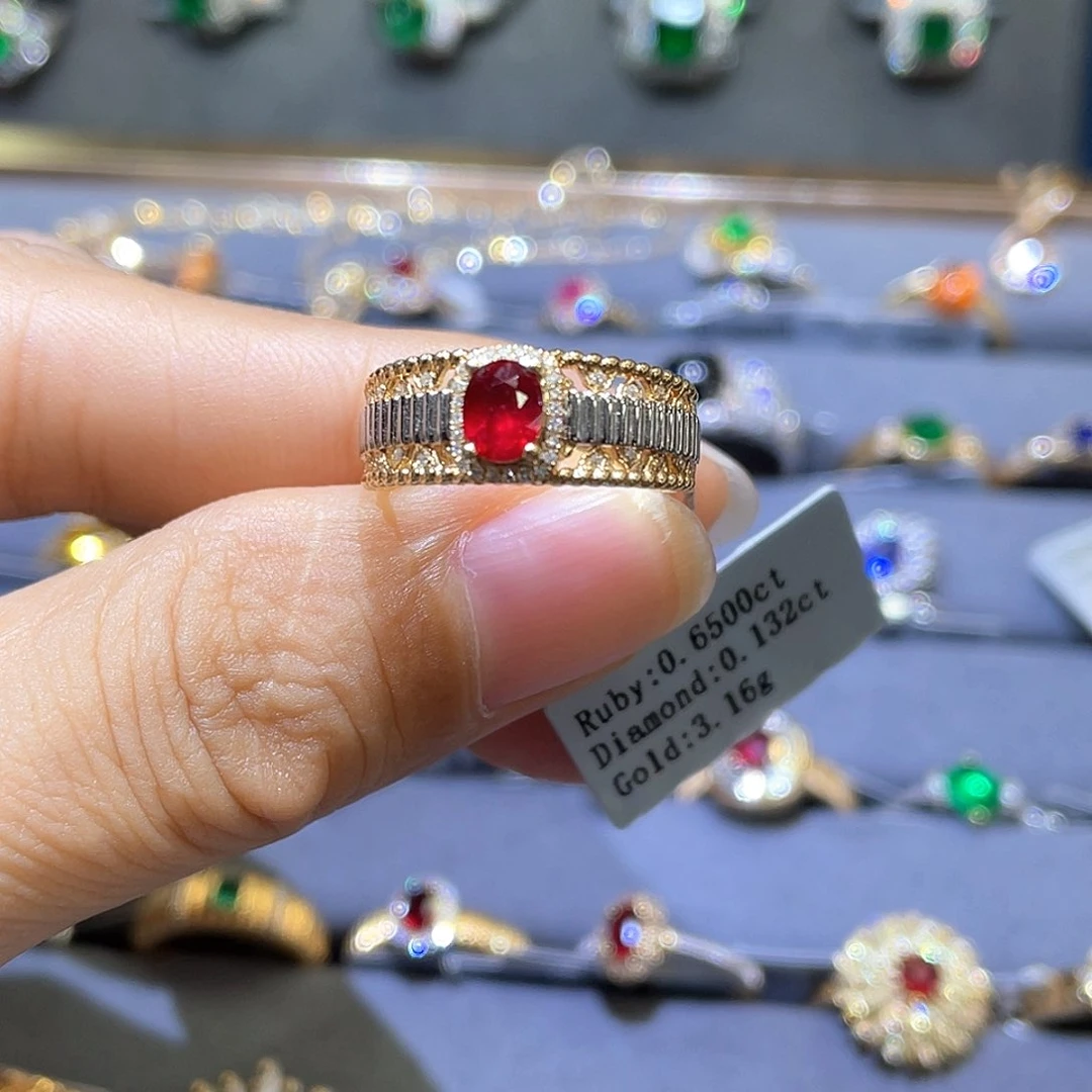 红宝石戒指18K金镶嵌0.65ct