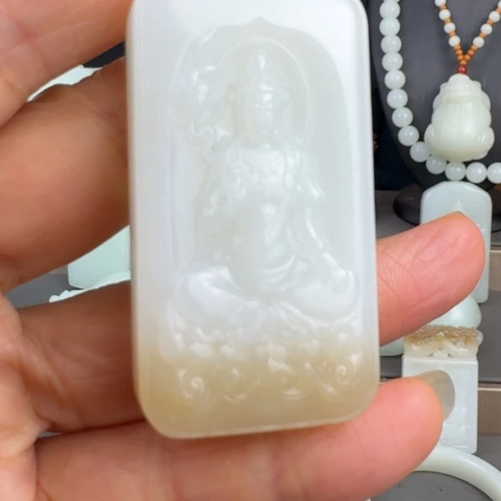 和田玉未镶嵌颈饰