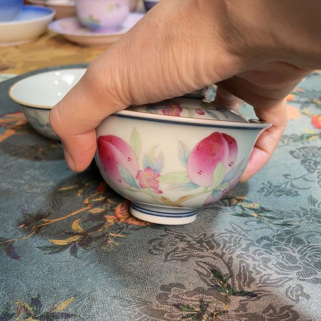 【闪购商品】痞****熊哈哈哈哈哈哈哈