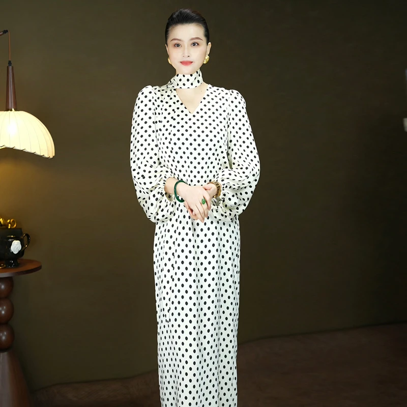 2025早春气质优雅灯笼袖波点连衣裙-qun-02