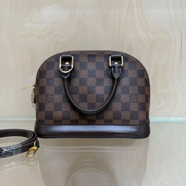 99新 LouisVuitton/路易威登 LV棕棋盘格alma bb贝壳包手提斜挎包