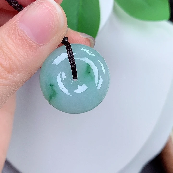 颈饰未镶嵌翡翠24.4-10.1mm