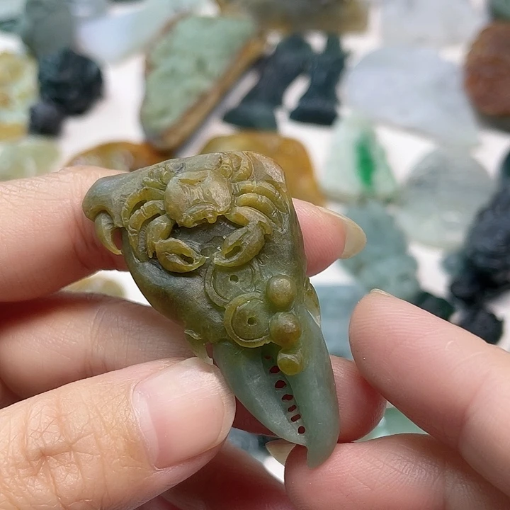 定制翡翠未镶嵌翡翠